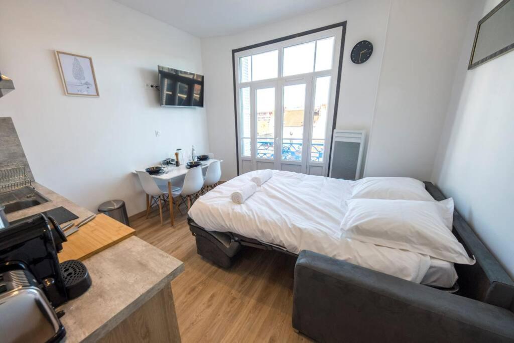 Le Sequoia Appart' Pour 4 Au Coeur De Ville Vichy Exterior foto